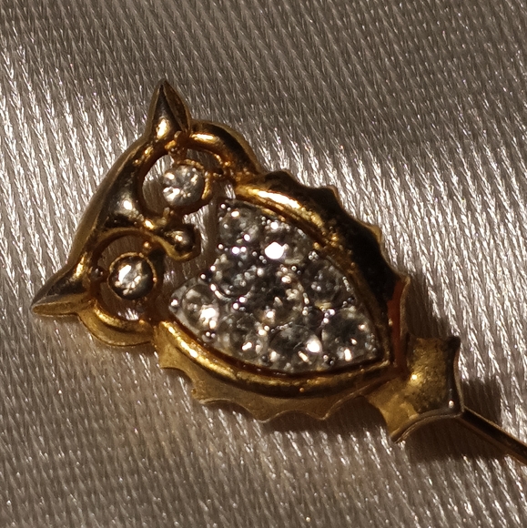 Vintage gold tone rhinestone owl stick pin - Picture 7 of 12